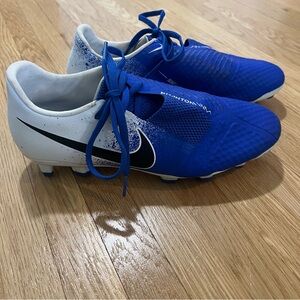 Nike Phantom Kids Youth Cleats, Blue and White, Football, Baseball, Soccer